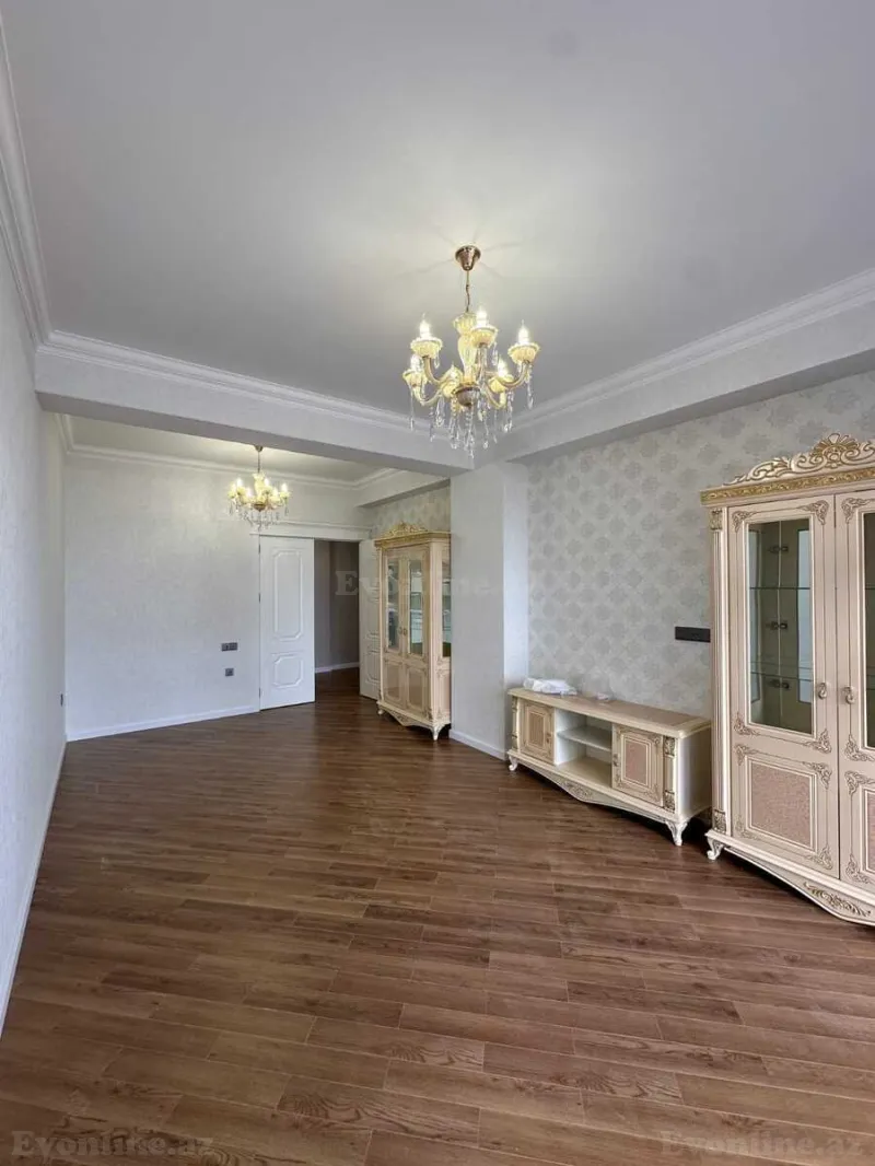 Kirayə verilir 3 otaqlı Mənzil Yeni tikili 130 m² 28 May m. - şəkil 6