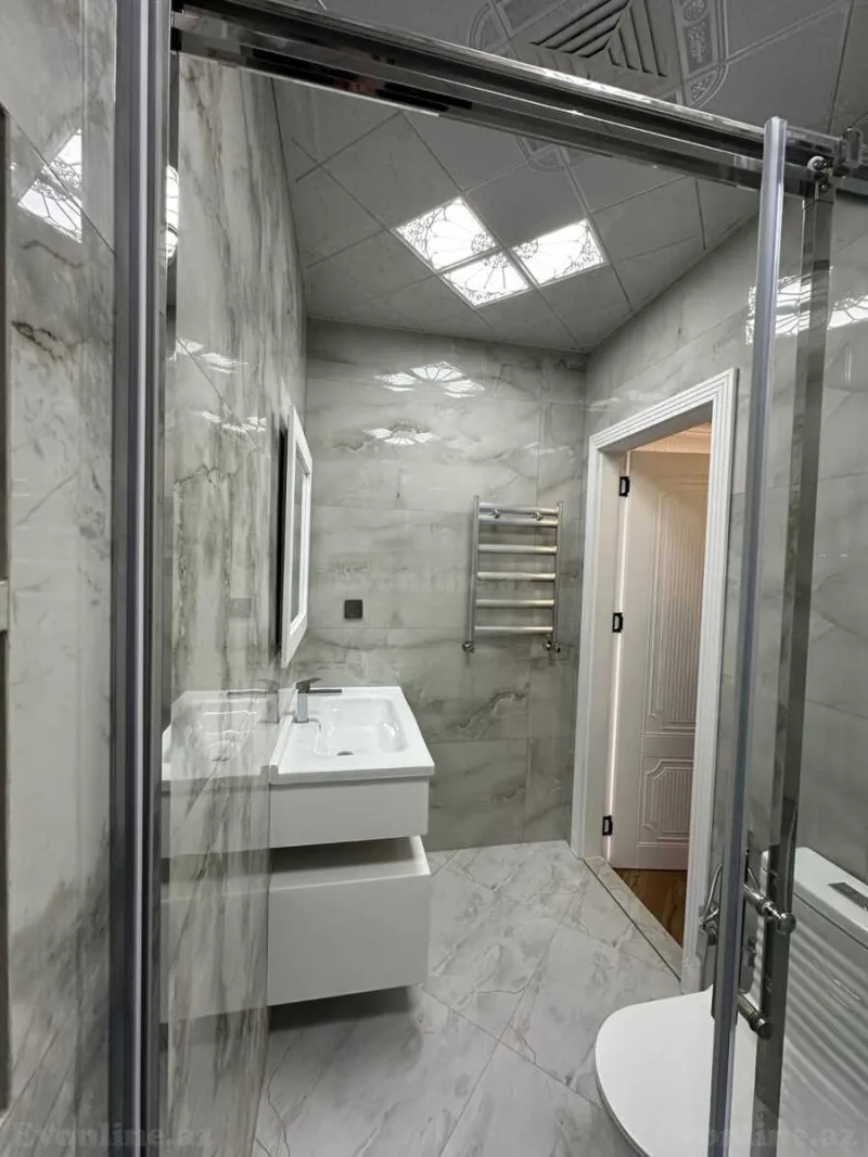 Kirayə verilir 3 otaqlı Mənzil Yeni tikili 130 m² 28 May m. - şəkil 13