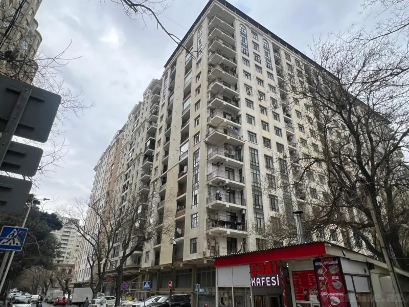 3 otaqlı Mənzil 136 m² Nərimanov r. Satılır