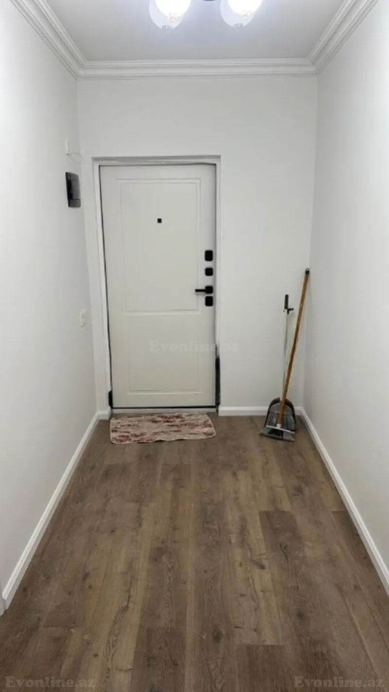 Satılır 3 otaqlı Mənzil Köhnə tikili 61 m² 20 Yanvar m.