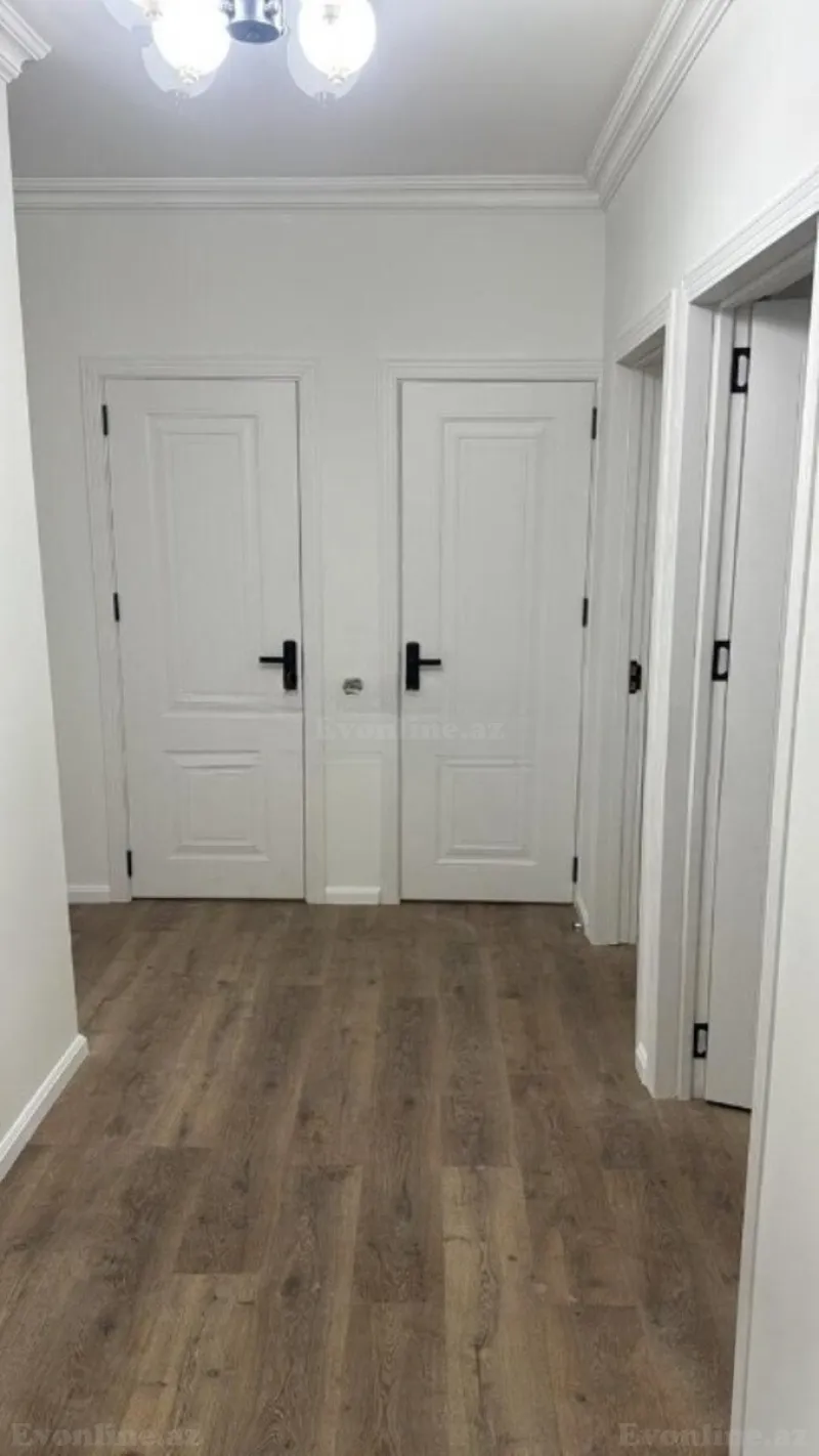 Satılır 3 otaqlı Mənzil Köhnə tikili 61 m² 20 Yanvar m. - şəkil 2
