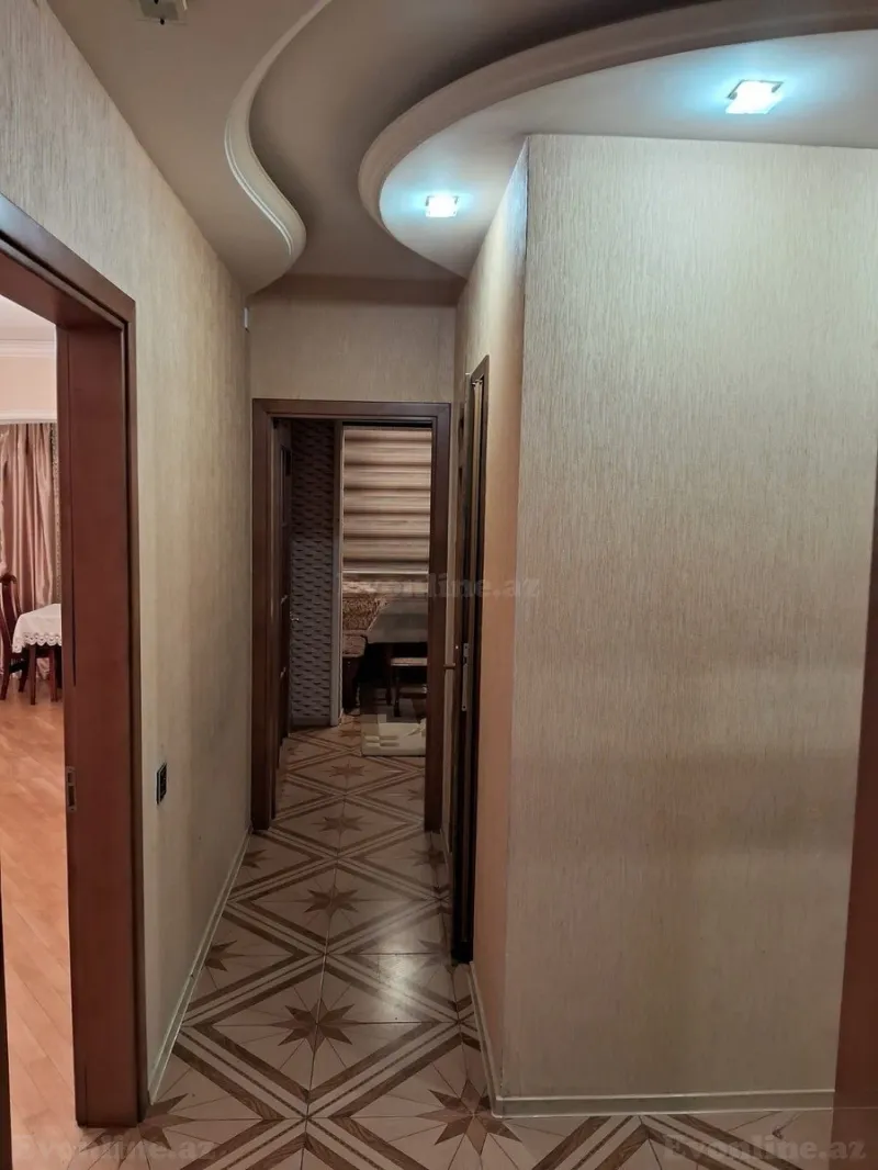 Kirayə verilir 3 otaqlı Mənzil Köhnə tikili 70 m² Nərimanov r. - şəkil 2
