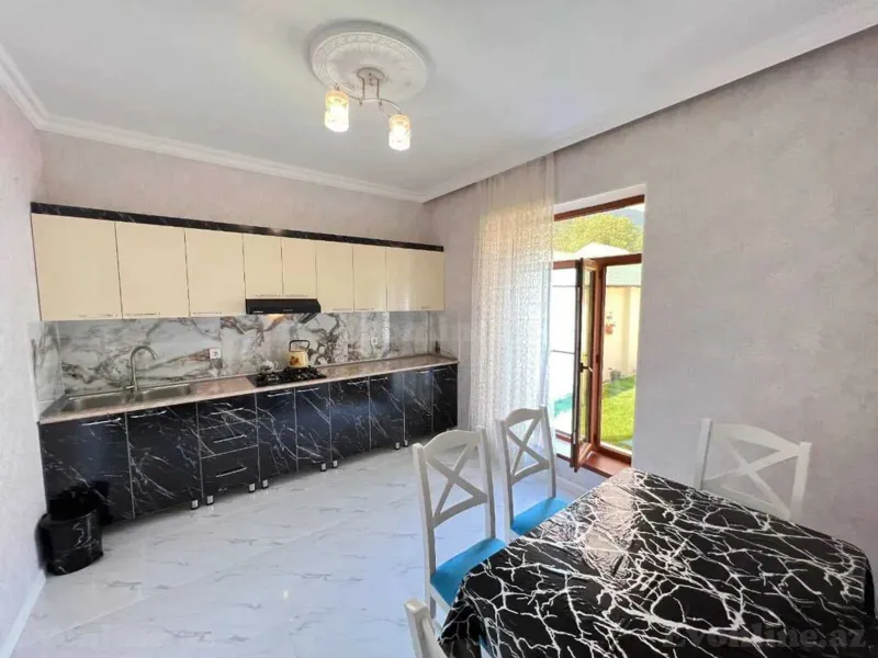 Kirayə verilir 2 otaqlı Həyət evi 250 m² Qəbələ - şəkil 5