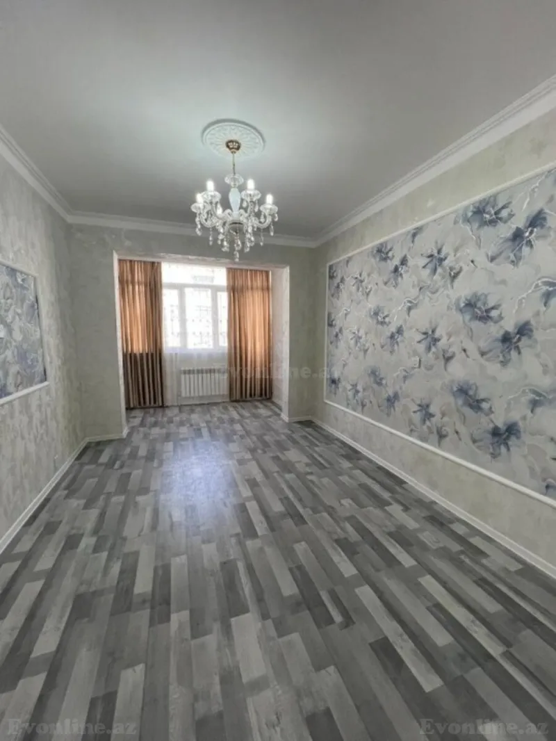 Satılır 3 otaqlı Mənzil Köhnə tikili 80 m² Memar Əcəmi m.