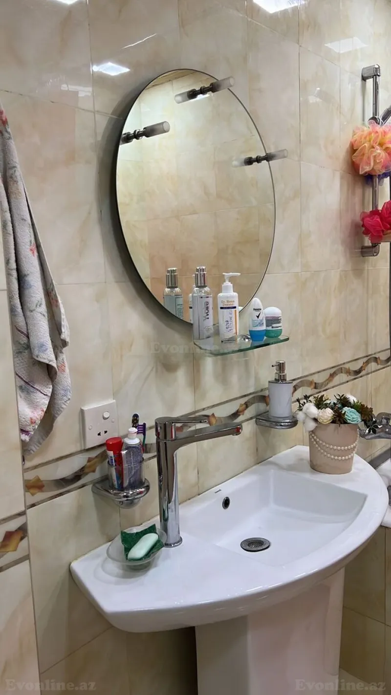 Satılır 3 otaqlı Mənzil Köhnə tikili 80 m² Gənclik m. - şəkil 6