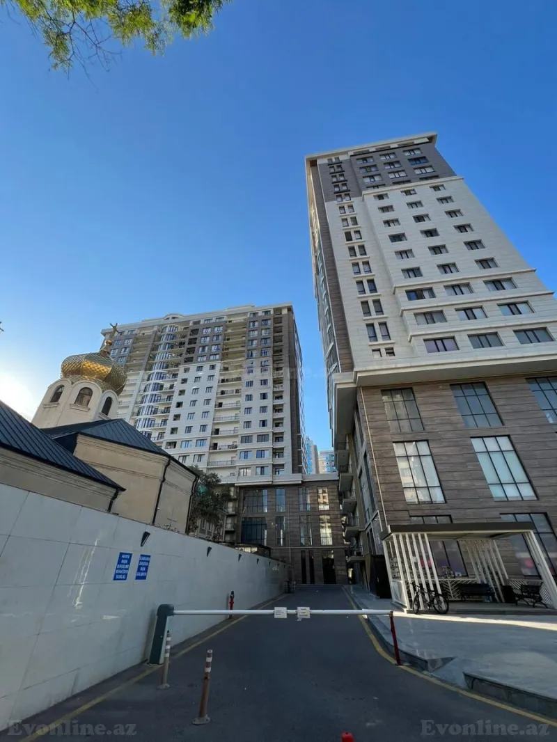 Satılır 2 otaqlı Mənzil Yeni tikili 45 m² 28 May m. - şəkil 2