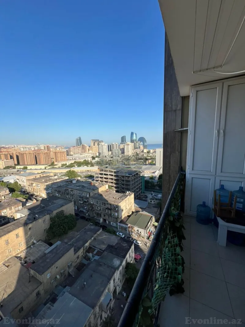 Satılır 2 otaqlı Mənzil Yeni tikili 45 m² 28 May m. - şəkil 13