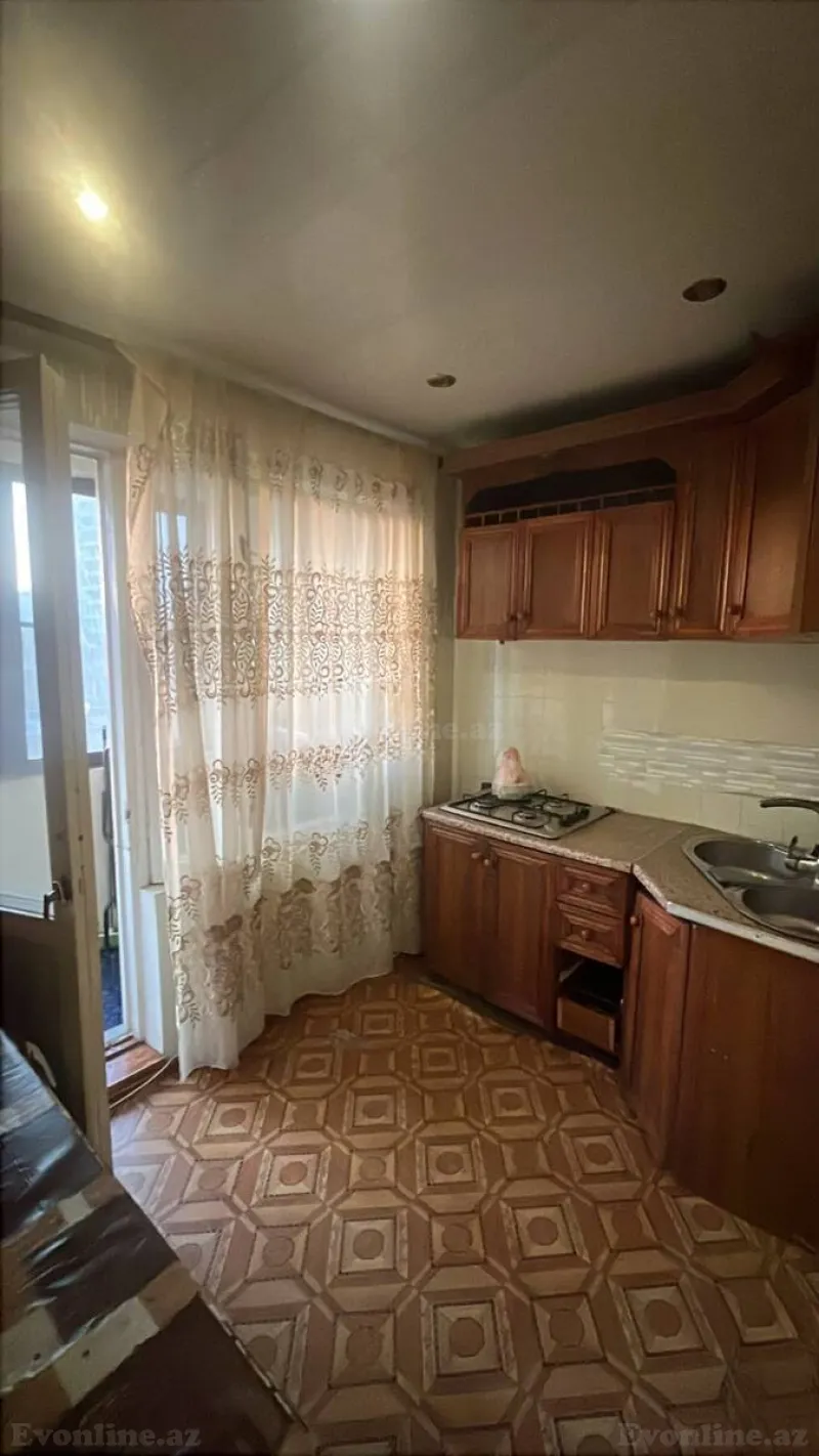 Kirayə verilir 2 otaqlı Mənzil Köhnə tikili 65 m² Azadlıq prospekti m. - şəkil 4