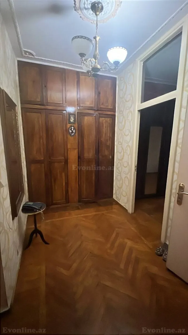 Kirayə verilir 2 otaqlı Mənzil Köhnə tikili 65 m² Azadlıq prospekti m. - şəkil 6