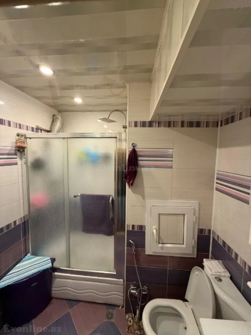Satılır 2 otaqlı Mənzil Köhnə tikili 65 m² Yasamal r. - şəkil 10