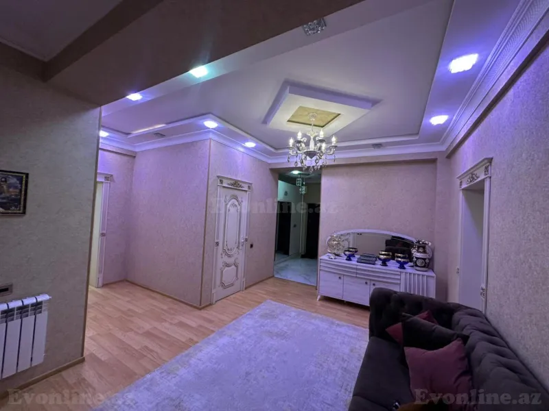 Satılır 3 otaqlı Mənzil Yeni tikili 152 m² İnşaatçılar m. - şəkil 3