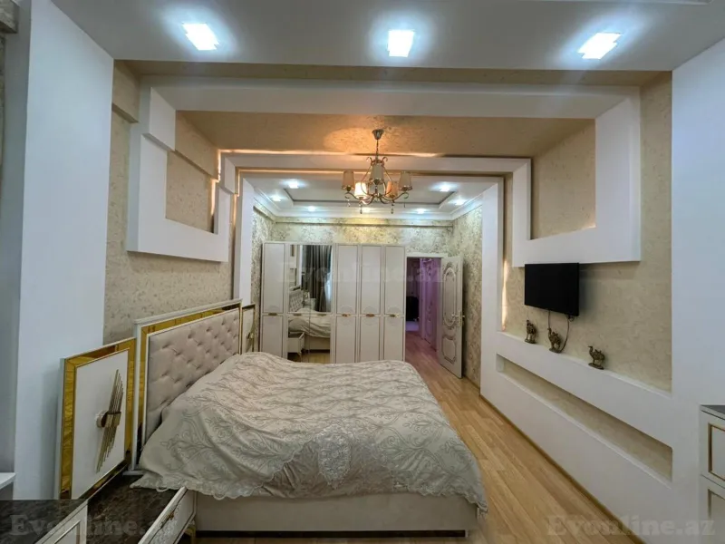 Satılır 3 otaqlı Mənzil Yeni tikili 152 m² İnşaatçılar m. - şəkil 4