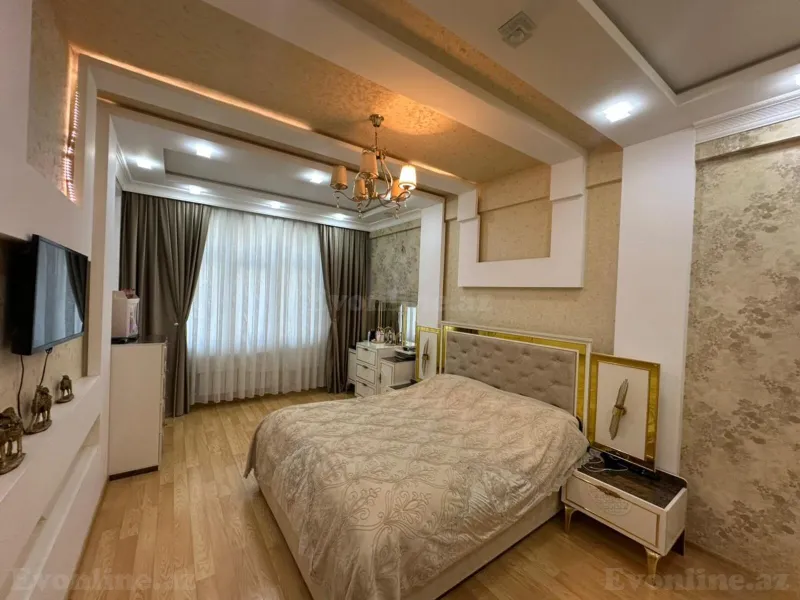 Satılır 3 otaqlı Mənzil Yeni tikili 152 m² İnşaatçılar m. - şəkil 5