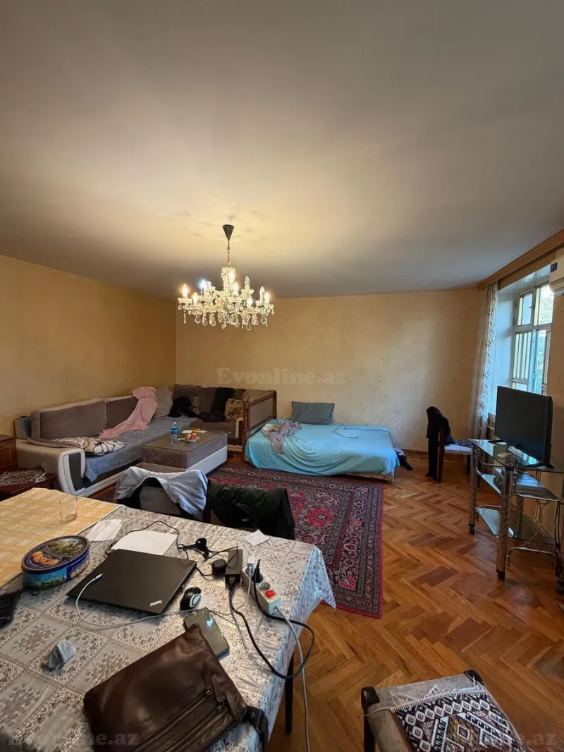 Satılır 3 otaqlı Mənzil Köhnə tikili 70 m² Nərimanov r. - şəkil 3