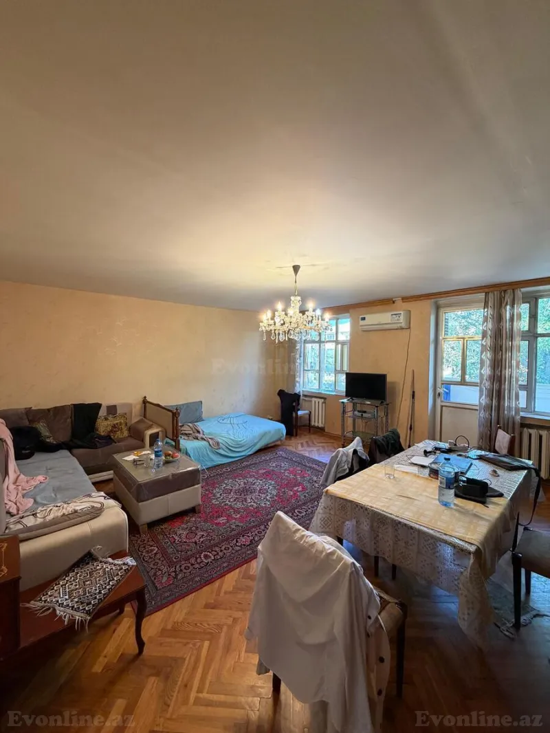 Satılır 3 otaqlı Mənzil Köhnə tikili 70 m² Nərimanov r. - şəkil 5