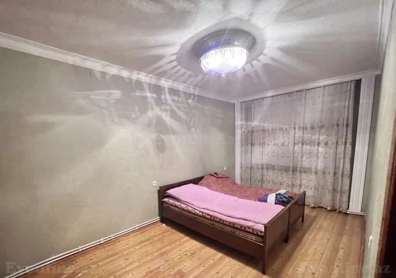 Kirayə verilir 4 otaqlı Mənzil Köhnə tikili 105 m² Gəncə - şəkil 3