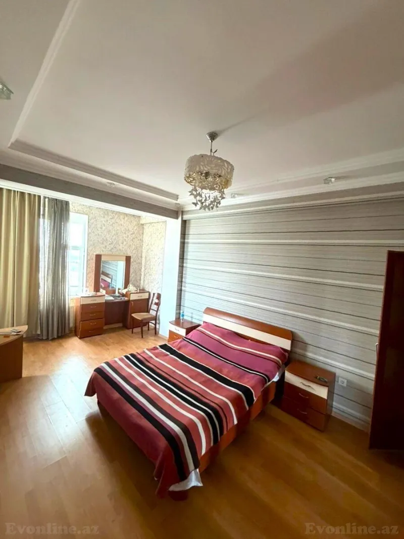 Satılır 3 otaqlı Mənzil Yeni tikili 135 m² Xətai r. - şəkil 5