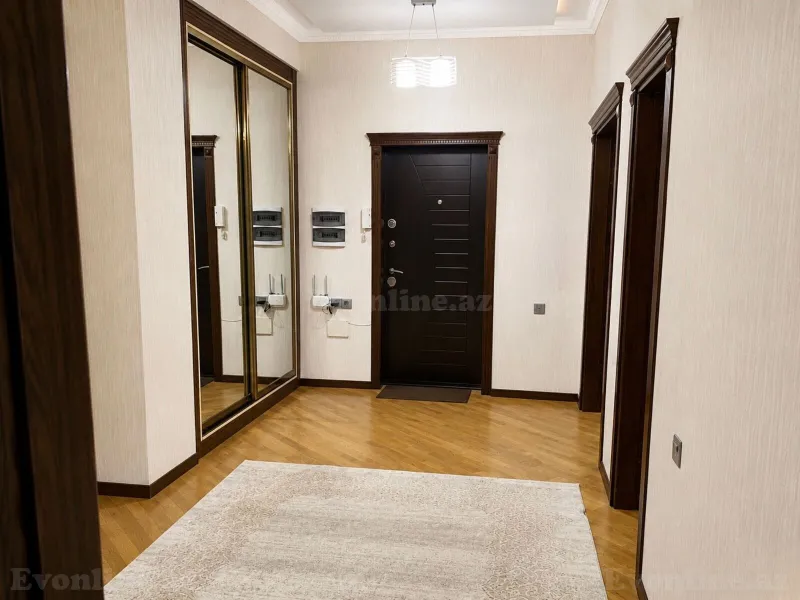 Satılır 2 otaqlı Mənzil Yeni tikili 117 m² 28 May m. - şəkil 9