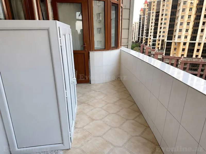 Satılır 2 otaqlı Mənzil Yeni tikili 117 m² 28 May m. - şəkil 10