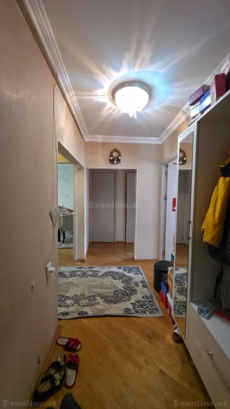 Satılır 3 otaqlı Mənzil Köhnə tikili 80 m² Bakıxanov - şəkil 7