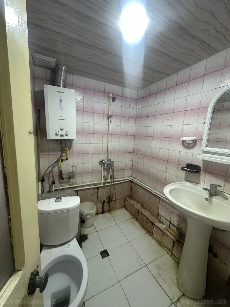 Kirayə verilir 2 otaqlı Mənzil Köhnə tikili 60 m² Memar Əcəmi m. - şəkil 10