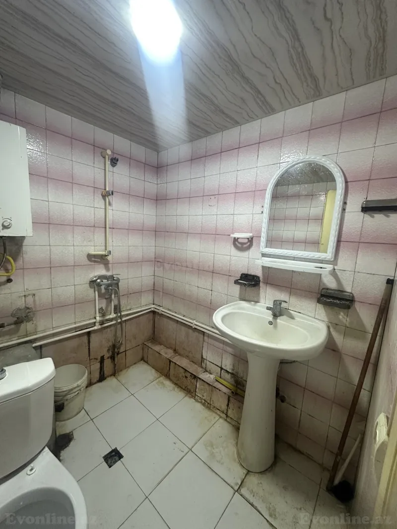 Kirayə verilir 2 otaqlı Mənzil Köhnə tikili 60 m² Memar Əcəmi m. - şəkil 11