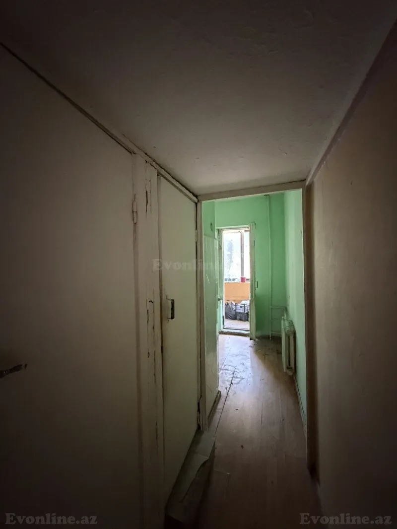 Satılır 3 otaqlı Mənzil Köhnə tikili 75 m² Bakıxanov - şəkil 8