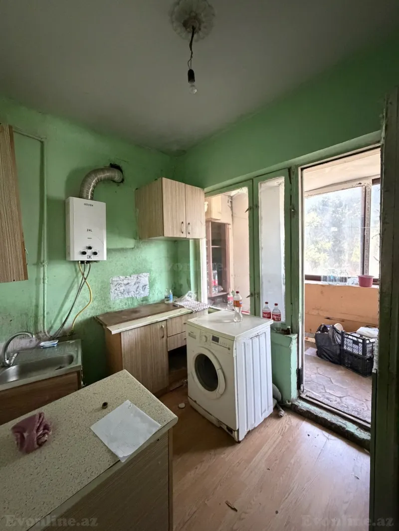 Satılır 3 otaqlı Mənzil Köhnə tikili 75 m² Bakıxanov - şəkil 12