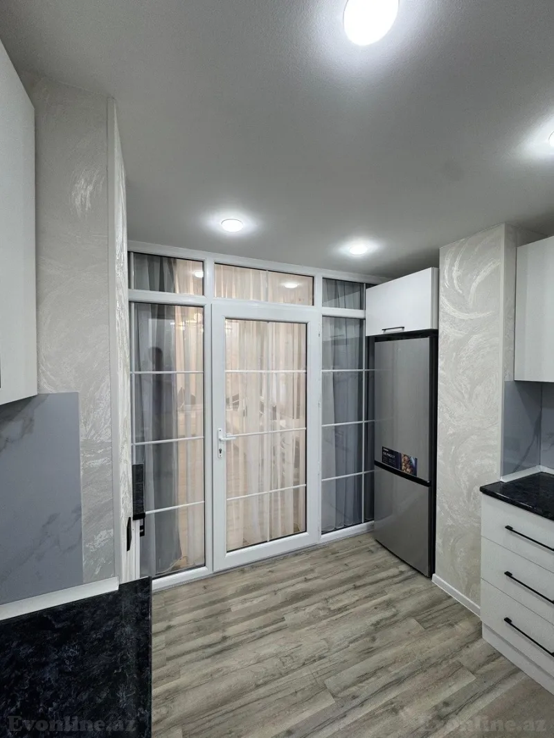 Satılır 2 otaqlı Mənzil Köhnə tikili 45 m² Neftçilər m. - şəkil 7