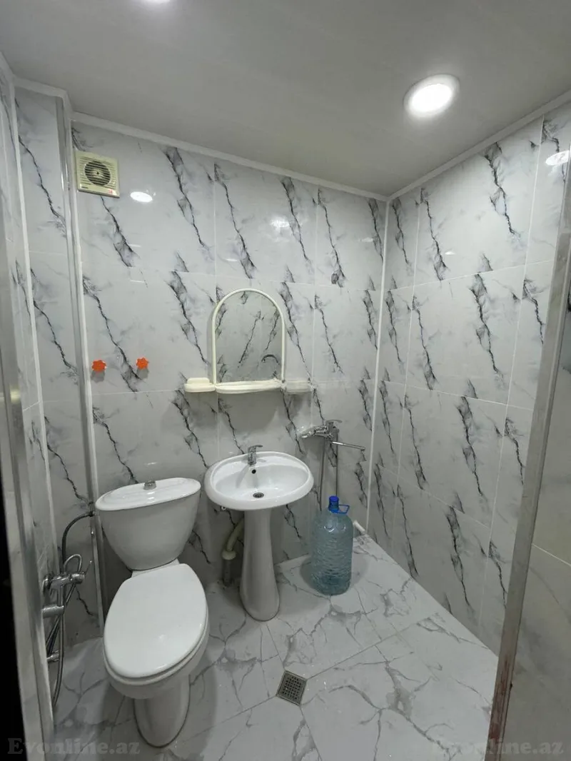 Kirayə verilir 2 otaqlı Mənzil Köhnə tikili 56 m² 8 Noyabr m. - şəkil 7