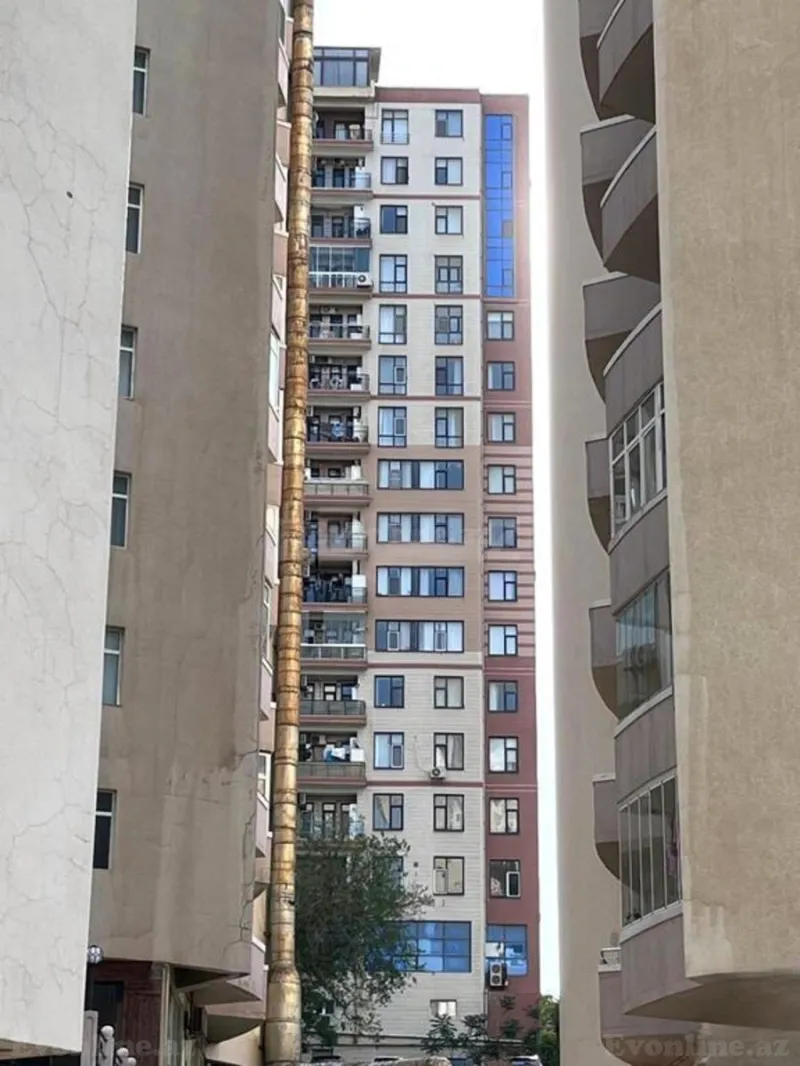 4 otaqlı Mənzil 185 m² Elmlər Akademiyası m. Satılır