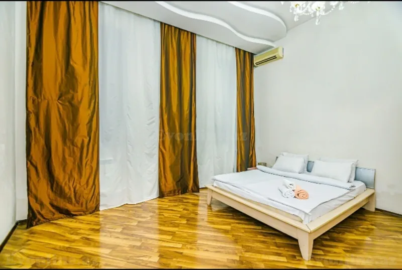 Kirayə verilir 3 otaqlı Mənzil Köhnə tikili 100 m² Sahil m. - şəkil 13