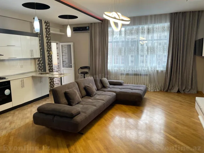 4 otaqlı Mənzil 130.5 m² 28 May m. Satılır