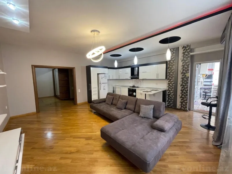 Satılır 4 otaqlı Mənzil Yeni tikili 130.5 m² 28 May m. - şəkil 4