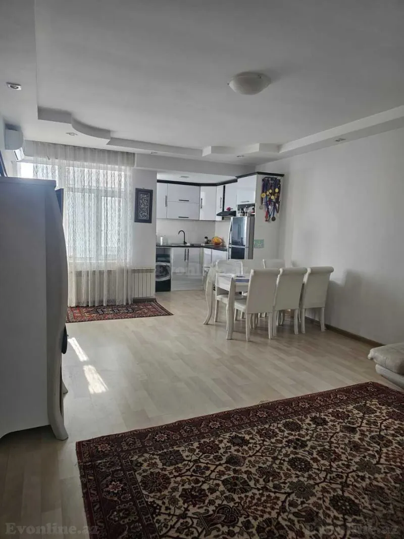 2 otaqlı Mənzil 68 m² İnşaatçılar m. Satılır