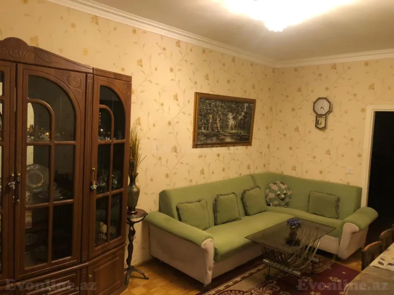 Satılır 3 otaqlı Mənzil Köhnə tikili 70 m² Memar Əcəmi m. - şəkil 4