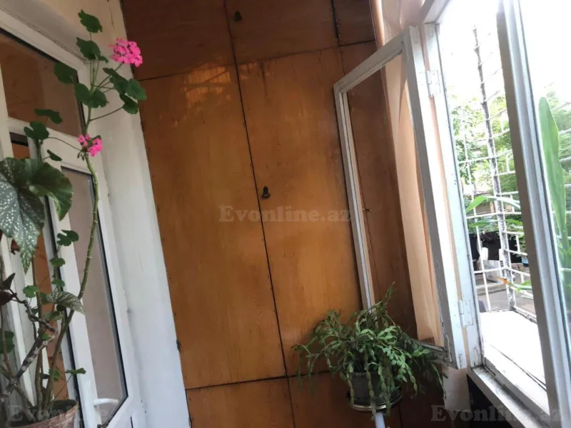 Satılır 3 otaqlı Mənzil Köhnə tikili 70 m² Memar Əcəmi m. - şəkil 12