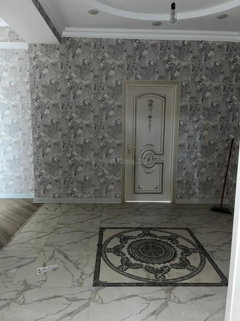 3 otaqlı Mənzil 159 m² Xətai r. Satılır