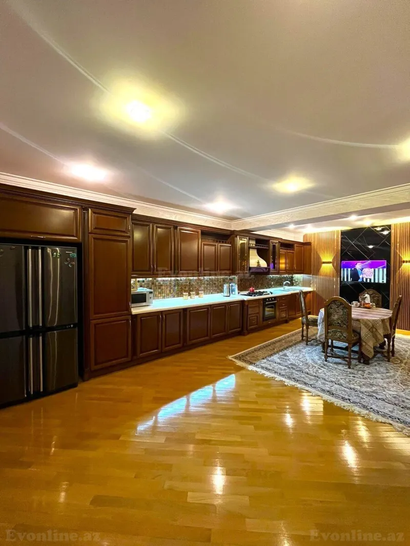 Satılır 4 otaqlı Mənzil Yeni tikili 235 m² Nəsimi r. - şəkil 14