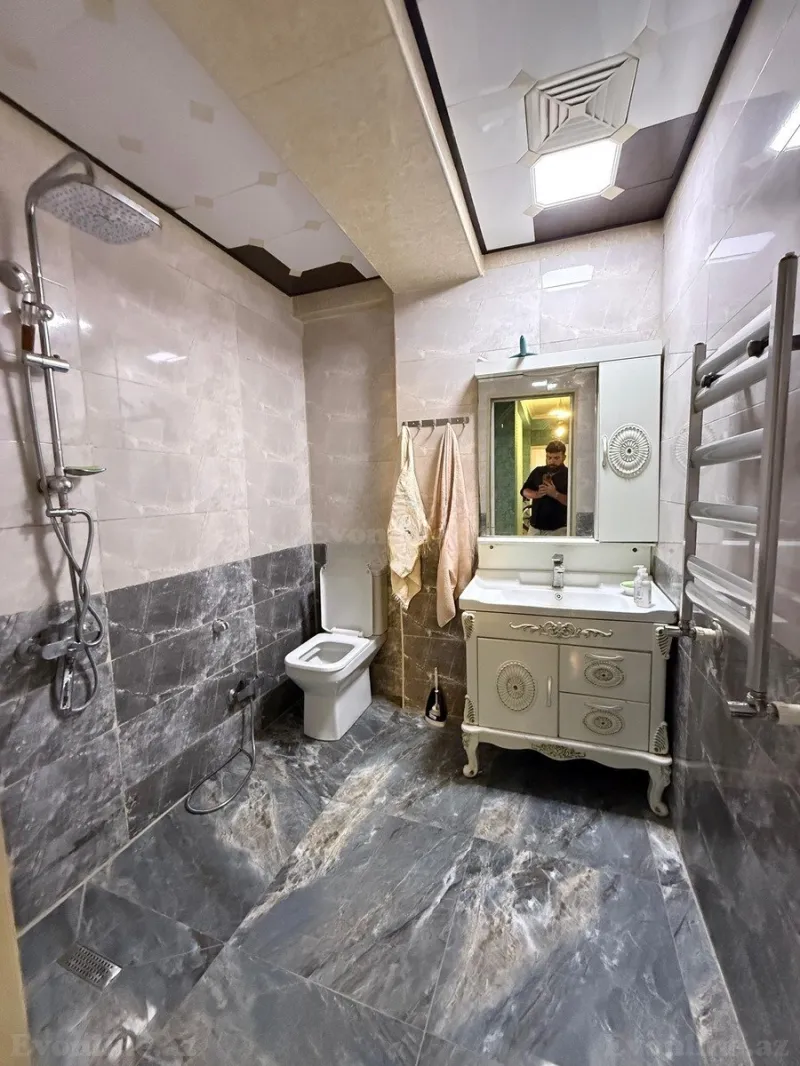 Satılır 3 otaqlı Mənzil Yeni tikili 108 m² İnşaatçılar m. - şəkil 6
