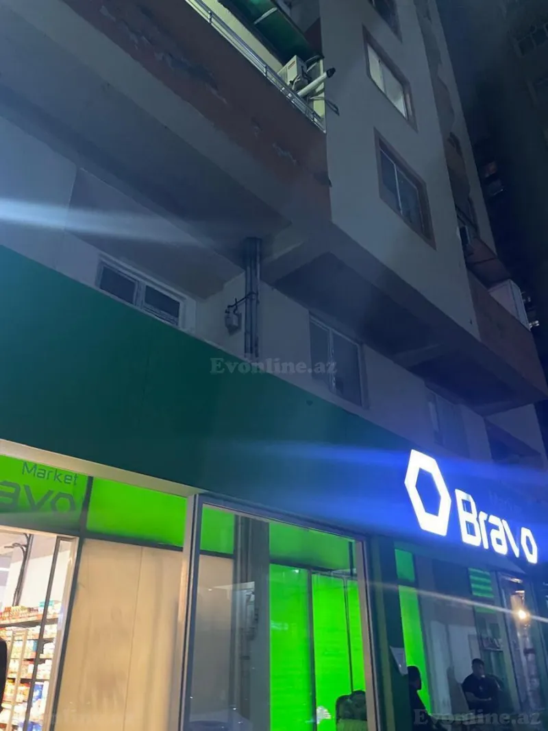 Satılır 3 otaqlı Mənzil Yeni tikili 115 m² İnşaatçılar m. - şəkil 2