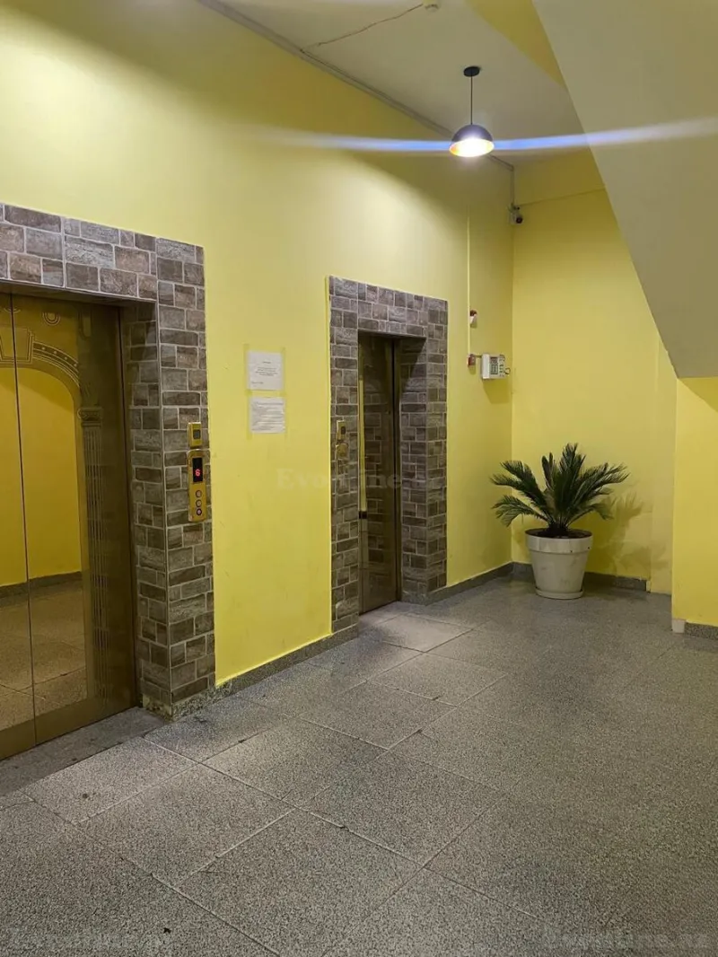 Satılır 3 otaqlı Mənzil Yeni tikili 115 m² İnşaatçılar m. - şəkil 3