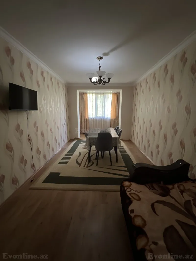 Satılır 4 otaqlı Mənzil Köhnə tikili 110 m² Azadlıq prospekti m. - şəkil 2