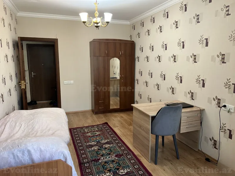 Satılır 4 otaqlı Mənzil Köhnə tikili 110 m² Azadlıq prospekti m. - şəkil 6