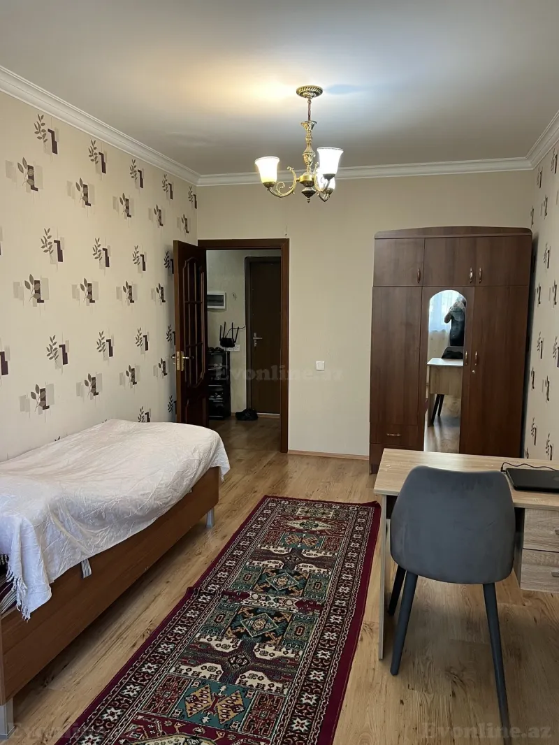 Satılır 4 otaqlı Mənzil Köhnə tikili 110 m² Azadlıq prospekti m. - şəkil 7