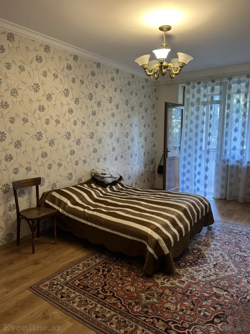 Satılır 4 otaqlı Mənzil Köhnə tikili 110 m² Azadlıq prospekti m. - şəkil 13
