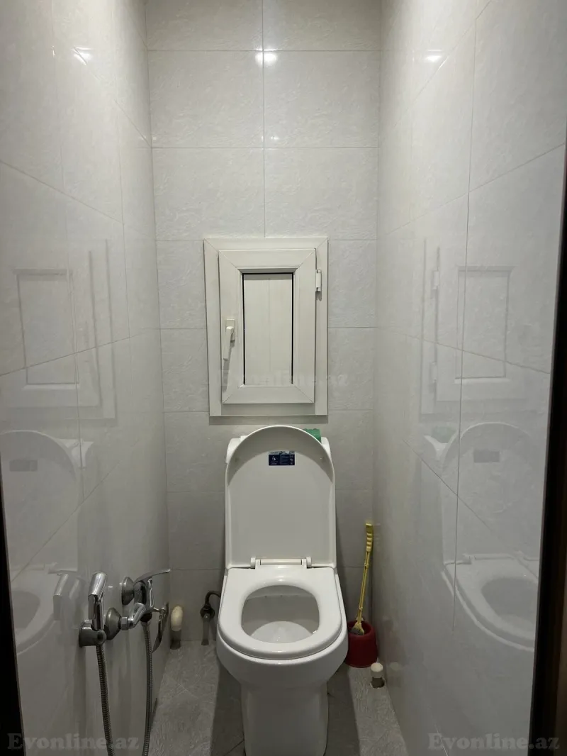 Satılır 4 otaqlı Mənzil Köhnə tikili 110 m² Azadlıq prospekti m. - şəkil 30