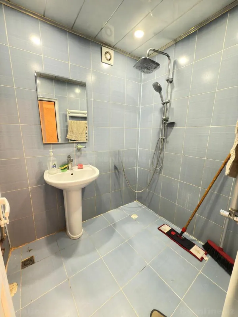 Kirayə verilir 2 otaqlı Mənzil Köhnə tikili 55 m² Xalqlar Dostluğu m. - şəkil 7