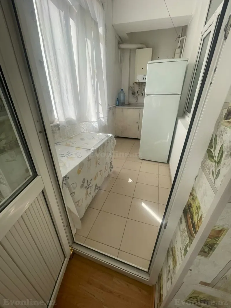 2 otaqlı Mənzil 65 m² Xırdalan Kirayə verilir