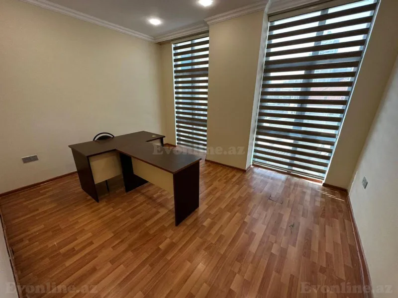Kirayə verilir Ofis 330 m² Nəsimi r. - şəkil 5